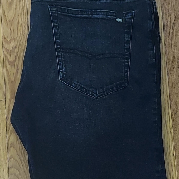 NEW! BUFFALO DENIM SHORTS - Picture 3 of 15